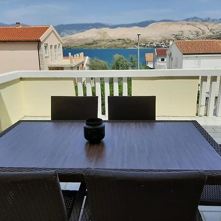 Apartmani Presecki Pag Town Exterior photo