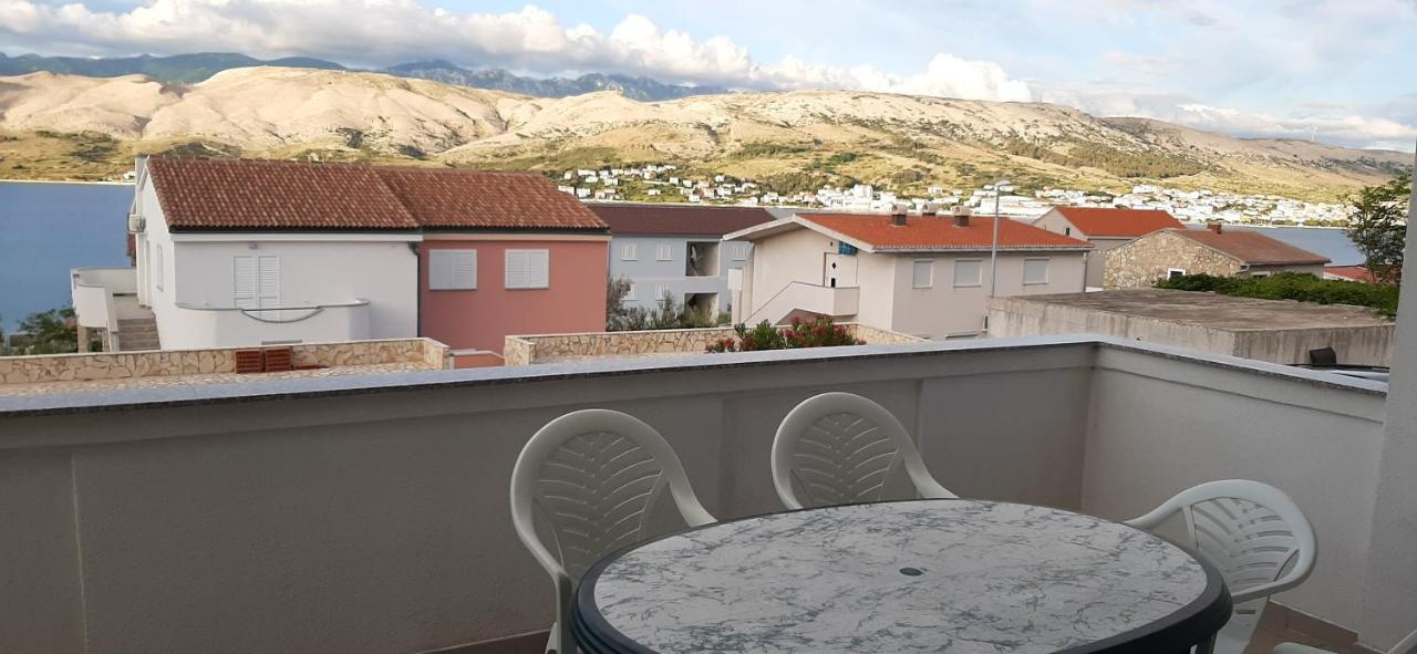 Apartmani Presecki Pag Town Exterior photo